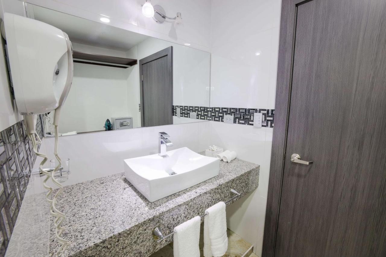 Basha Hotel & Restaurant San Pedro Sula Zewnętrze zdjęcie